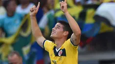 James Rodriguez merayakan golnya dengan selebrasi menatap langit saat Kolombia bertemu Yunani, Mineirao Arena, Belo Horizonte, Brasil (14/06/2014) (AFP PHOTO/PEDRO UGARTE)