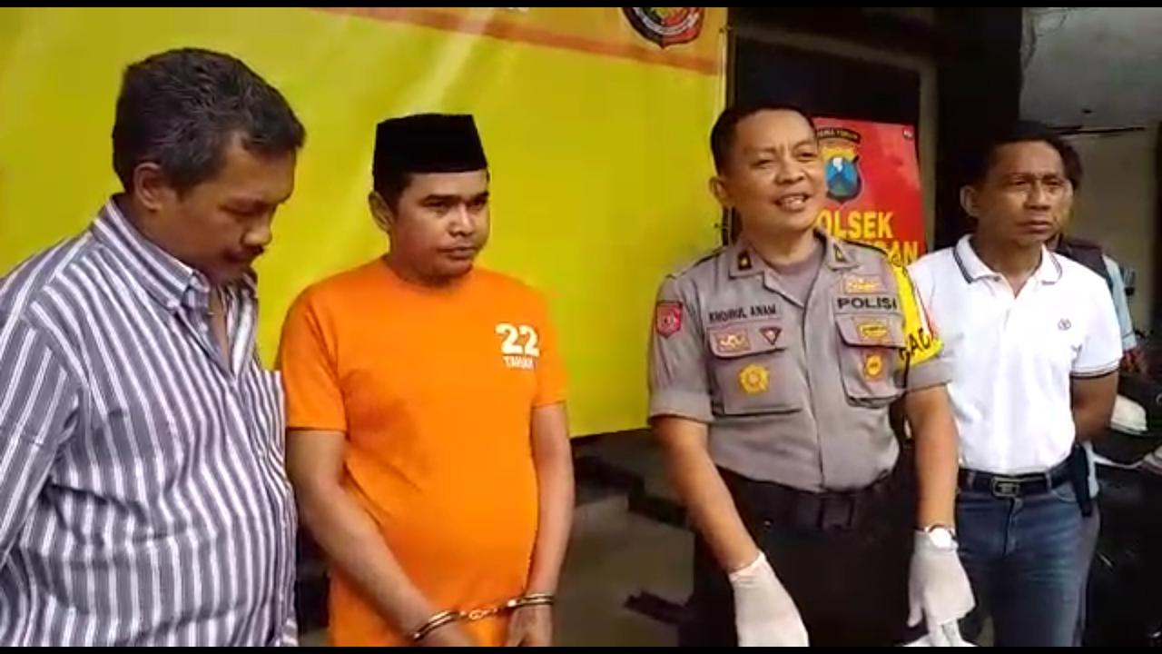 Kus kesal kepada istri karena menolak diajak berhubungan badan (Dian Kurniawan/Liputan6.com)