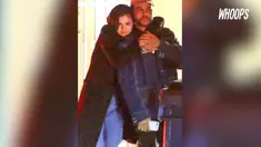 Mereka seakan memamekan kemesraan tersebut kepada paparazzi yang mengikuti mereka.