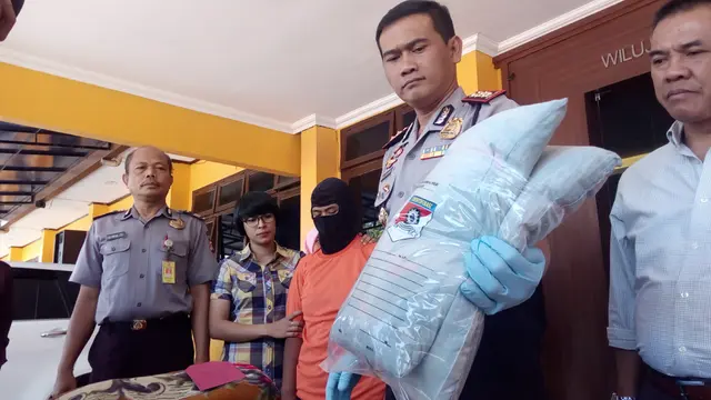 Gelagat Ibu Sebelum Nekat Duduki Bayinya Hingga Tewas
