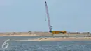 Pemandangan di sekitar kawasan Pulau G di Muara Angke, Jakarta, Selasa (5/4). Izin reklamasi Pulau G yang sudah keluar kini tengah menjadi subjek gugatan di PTUN Jakarta. (Liputan6.com/Gempur M Surya)
