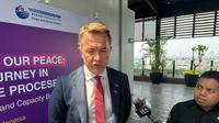 Wakil Menteri Luar Negeri (Wamenlu) Norwegia Andreas Motzfeldt Kravik pada Selasa (6/5/2025) di Jakarta. (Liputan6.com/Benedikta Miranti)