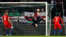 Joe Hart tampil cemerlang saat Inggris meraih hasil imbang saat bersua Slovenia, pada laga lanjutan Grup F Kualifikasi Piala Dunia 2018 zona Eropa, di Stadion Stozice, Ljubljana, Rabu (12/10/2016) dini hari WIB. (Action Images via Reuters/Carl Recine)