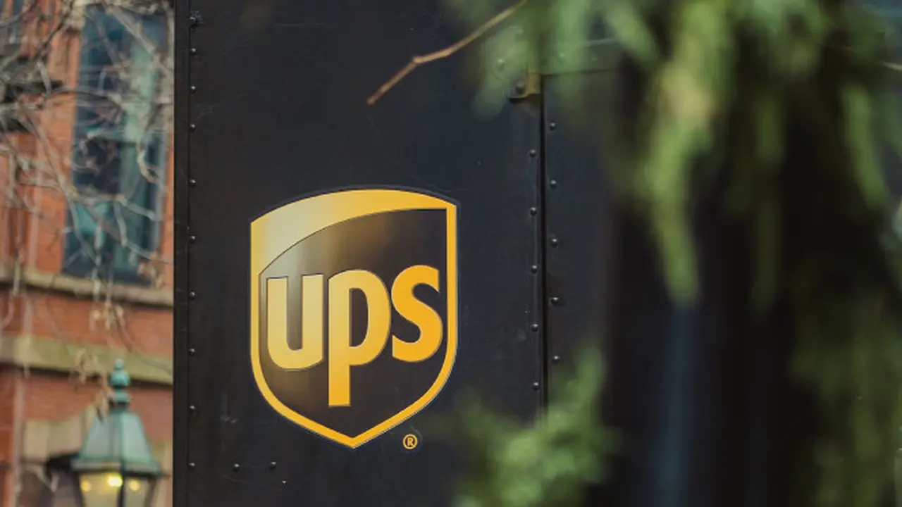 Ilustrasi perusahaan UPS. Credit: Ty Lee/Unsplash