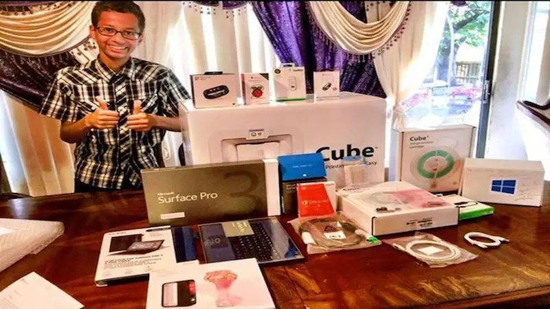 Microsoft Kirim Bingkisan ke Ahmed si Pembuat "Bom", Apa Isinya?