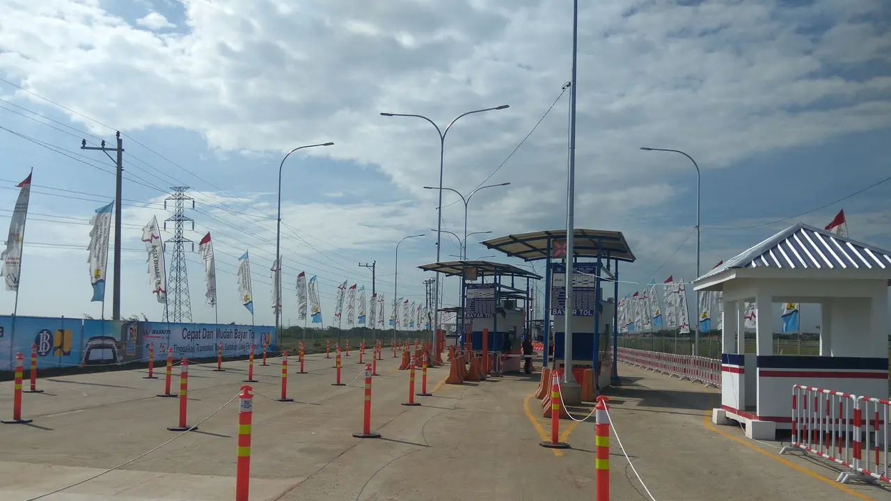 Ingat, Dilarang Ngebut di Tol Fungsional Brebes - Gringsing