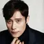 Lee Byung-hun adalah seorang aktor kelahiran Korea Selatan