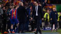 Unai Emery hanya bisa tertunduk lesu setelah Paris Saint-Germain takluk 1-6 dari Barcelona di ajang Liga Champions. (doc. UEFA)