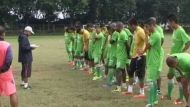 [VIDEO] Jelang ISL 2014, Persebaya Bertabur Bintang