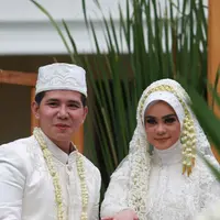 Merupakan hal yang wajar jika Haykal memiliki perasaan deg-degan sebelum prosesi ijab  Kabul. Namun semua itu hilang seketika usai dirinya mengucapkan ijab kabul tersebut. Ia pun mengaku merasakan hal yang lega. (Nurwahyunan/Bintang.com)