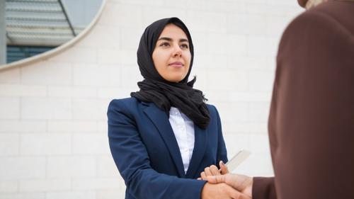 Porno kelin dostlar tomonidan becerdin