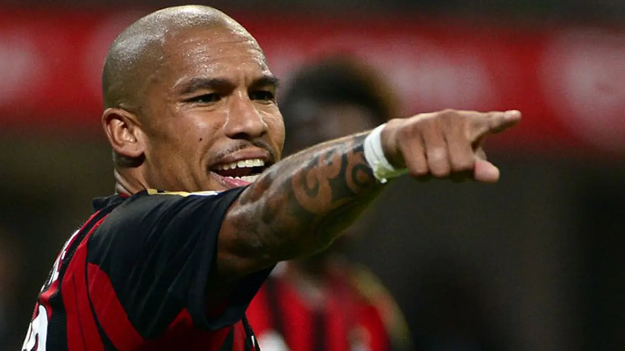 nigel-de-jong-131001b.jpg