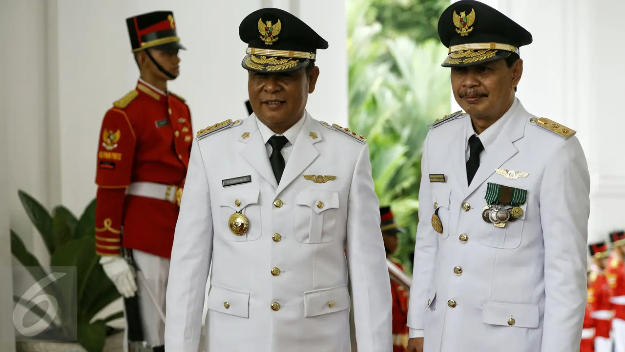 20160212-Ini 7 Wakil Rakyat yang Dilantik Oleh Presiden Jokowi di Istana Merdeka