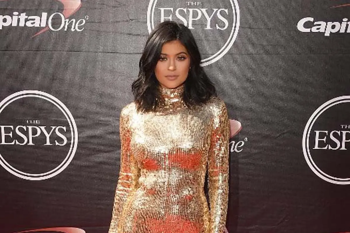 [Bintang] Kylie Jenner
