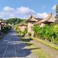 Wisata Desa Adat di Desa Penglipuran, Kabupaten Bangli, Bali menerapkan protokol kesehatan pencegahan Covid-19 bagi wisatawan yang berkunjung. (Liputan6.com/Ika Defianti)