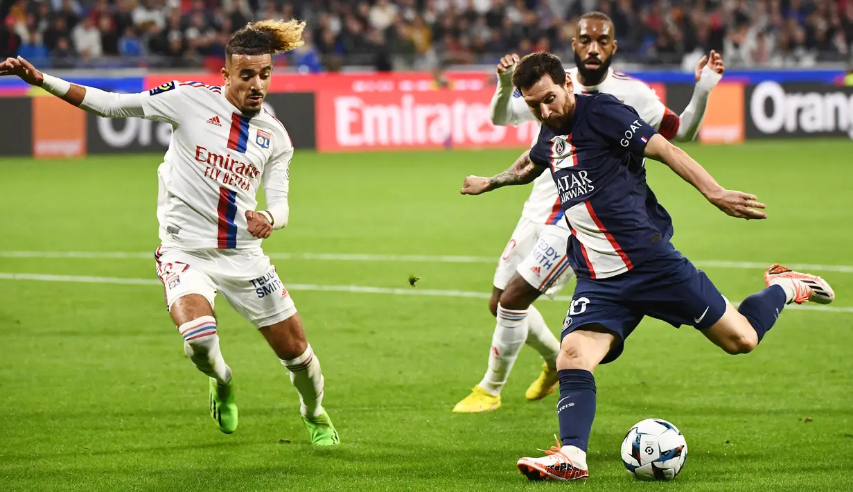 Lionel Messi sukses menjadi pahlawan kemenangan Paris Saint-Germain (PSG) dalam lanjutan Liga Prancis 2022/2023. (AFP/Jeff Pachoud)