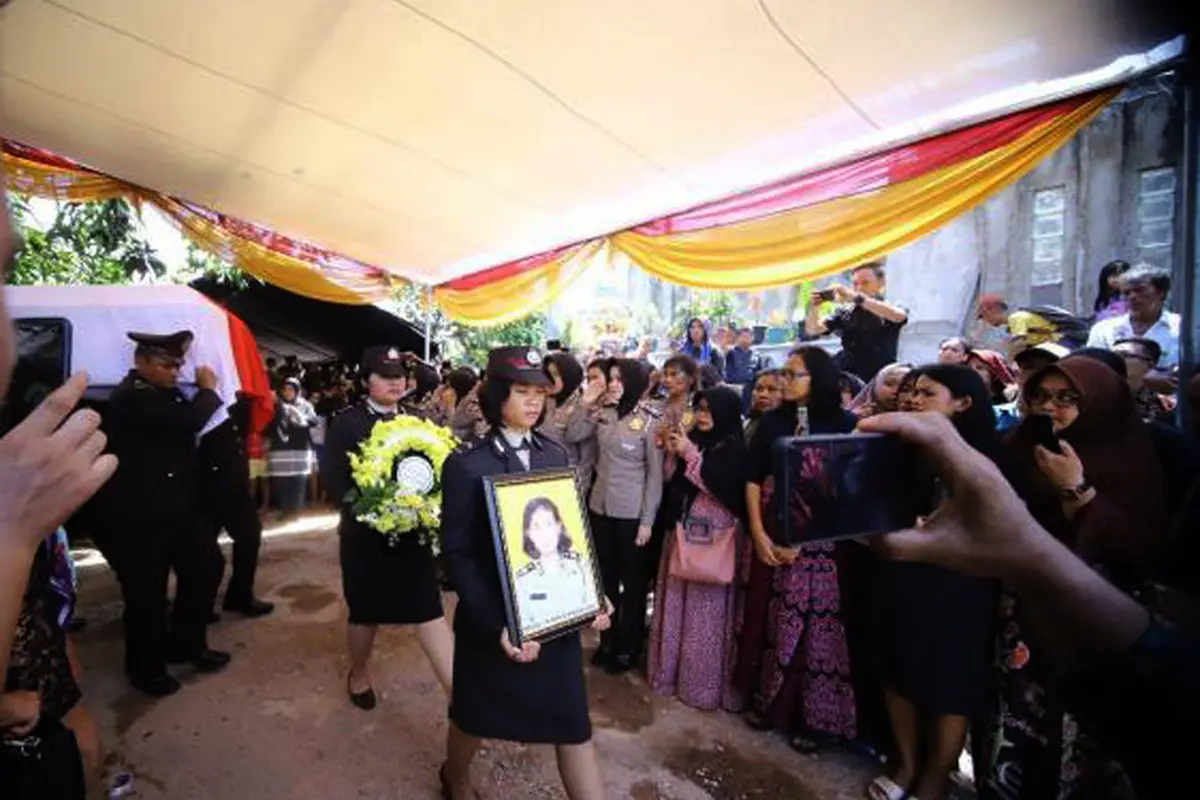 Polwan diduga bunuh diri