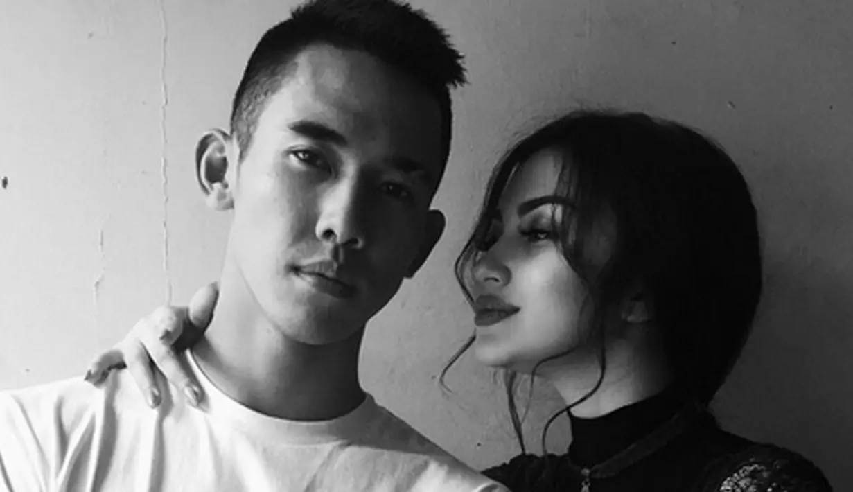 Sekedar mengingatkan, dalam layar kaca kekasih pesepak bola Ryuji Utomo itu  terlibat di beberapa sinetron, diantaranya Cinta Yang Sama, Cinta Rockstar, Dia Bukan Anakku, Apa Ini Cinta, Cinderella Boy dan Abadi Untuk Selamanya. (Instagram/arieltatum)