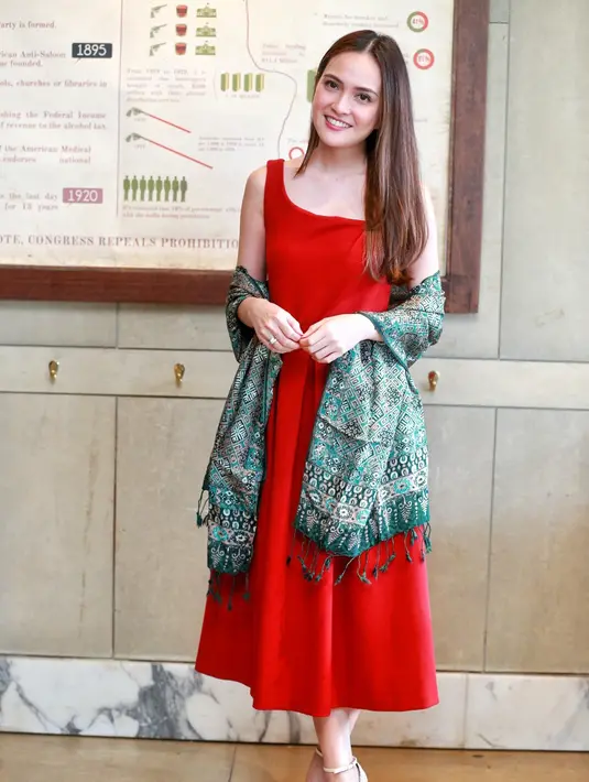 Selama lima tahun membina mahligai rumah tangga, Shandy juga pernah mengalami cekcok. Bahkan ia mengaku sempat tiga hari tidak mau ngomong dengan sang suami, yang berprofesi sebagai pengusaha itu. (Adrian Putra/Bintang.com)