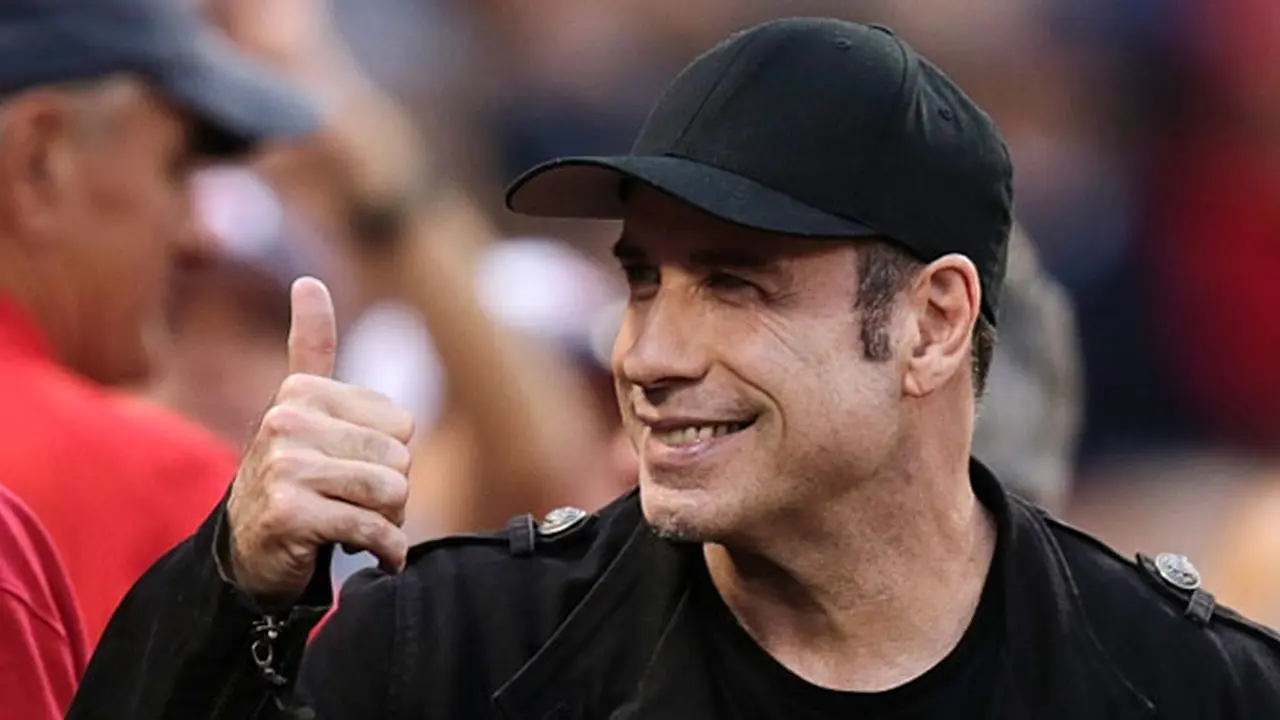 john-travolta-140218b.jpg