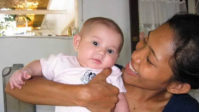 6 Potret Masa Kecil Zoe Abbas Jackson, Bikin Gemas