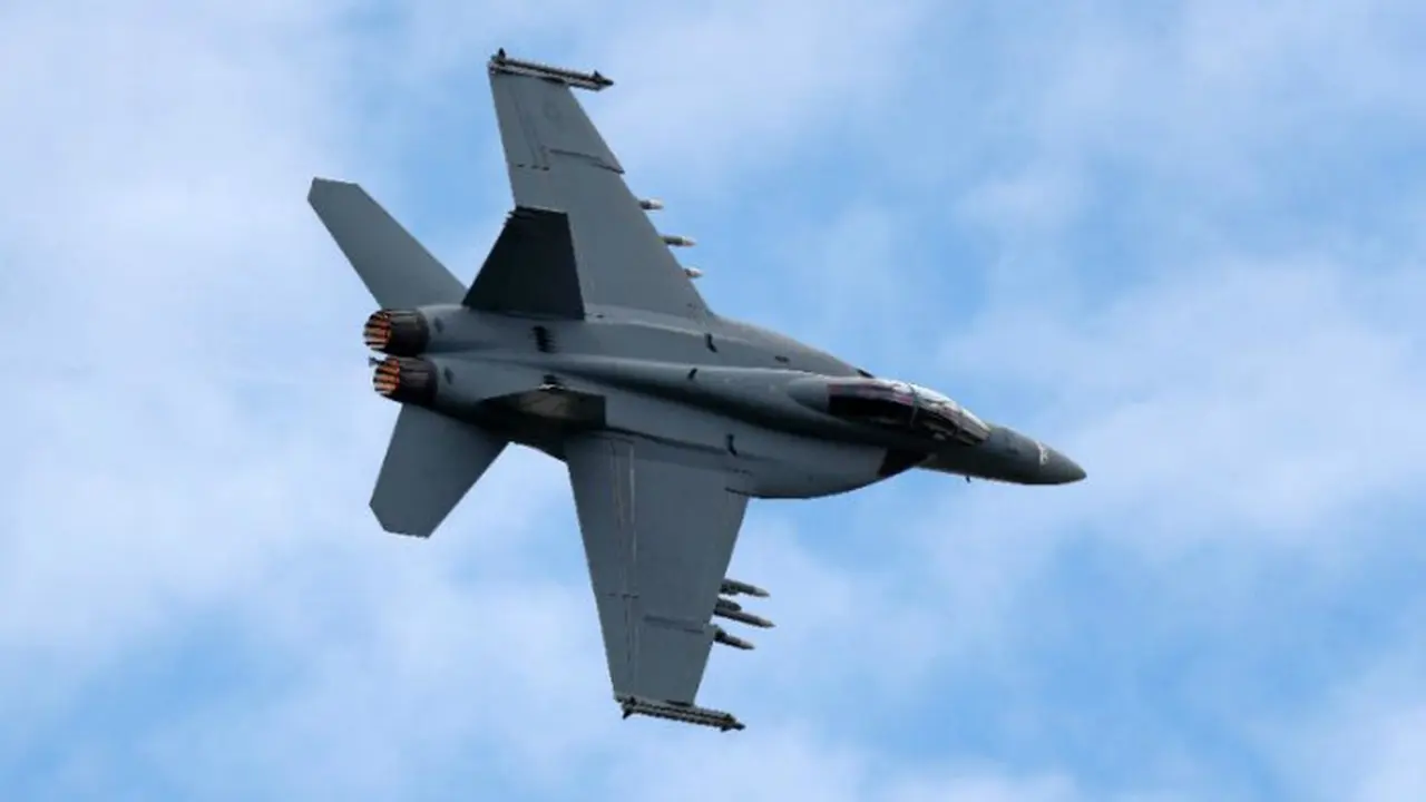 Pesawat jet F/A-18E Super Hornet
