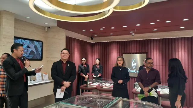 Natural Diamond dan Frank Fire, Simbol Ketahanan dan Keindahan Abadi