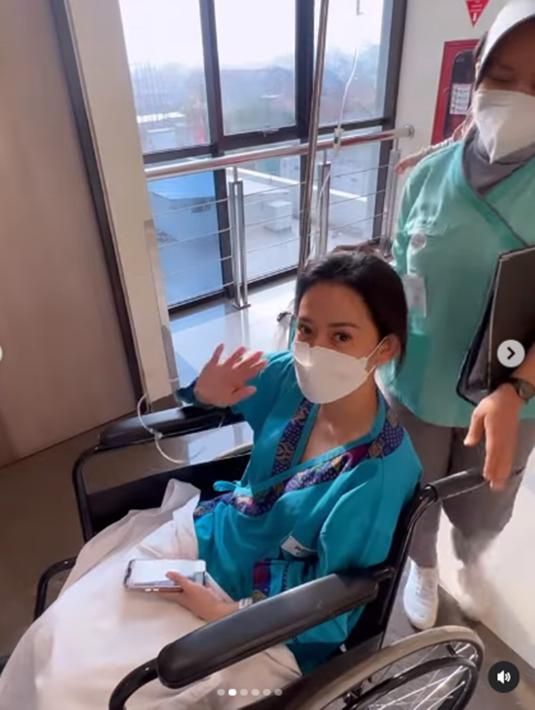 Kembali menjalani program bayi tabung pun dipilih Citra Monica dan Ifan Seventeen sebagai salah satu usaha untuk bisa mendapatkan anak. Meski begitu, dirinya juga turut pasrah dengan apapun kehendak Tuhan. (Liputan6.com/IG/@citra_monica)