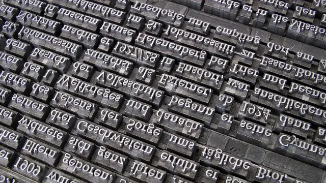 Ilustrasi Font, Tulisan, Huruf. Kredit: Willi Heidelbach via Pixabay