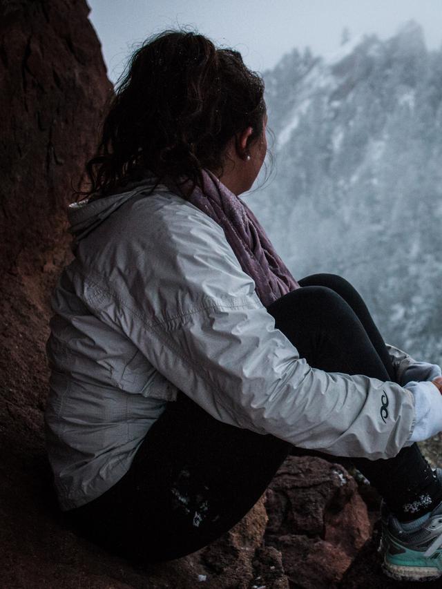 Ilustrasi wanita tangguh