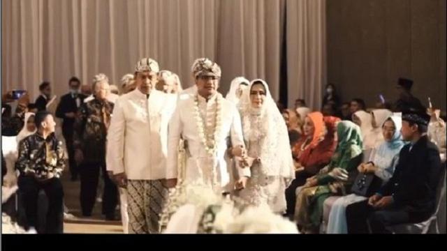 Top 3 Berita Hari Ini Resepsi Mewah Mantan Kapolsek Kembangan Yang Digelar Di Tengah Pandemi Corona Covid 19 Lifestyle Liputan6 Com