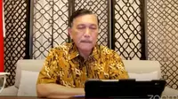 Menko Kemaritiman dan Investasi Luhut Binsar Pandjaitan saat konferensi pers evaluasi perpanjangan PPKM level.