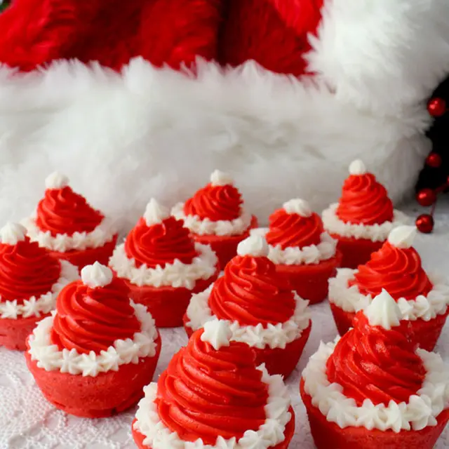 6 Potret Cupcakes Tema Natal Ini Unik,