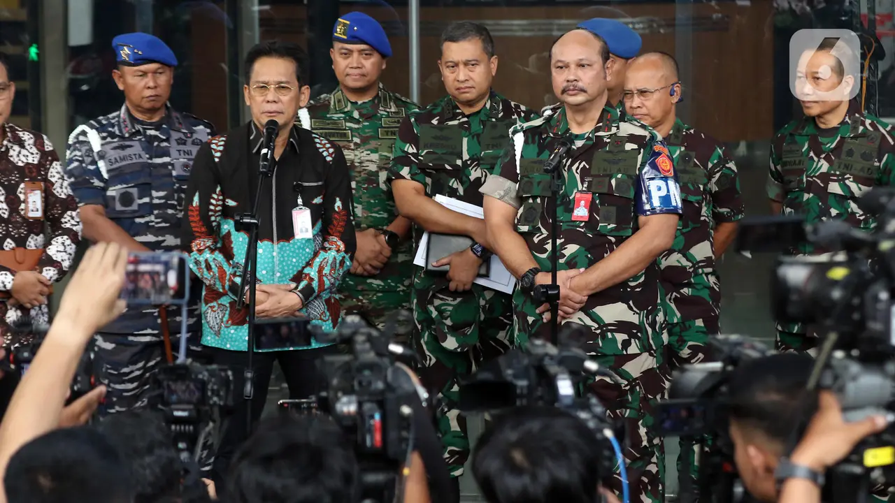 R Agung Handoko dan Johanis Tanak