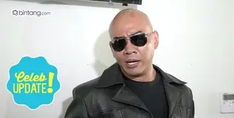 Deddy Corbuzier punya pertanyaan besar ketika mendapatkan kabar Mario Teguh mundur dari program televisi.