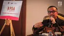 Ketua Masyarakat Indonesia Anti Pemalsuan (MIAP) Justisiari P Kusumah  memberikan penjelasan terkait program piagam software asli dalam peluncuran program piagam software asli di Jakarta, Senin (23/10). (Liputan6.com/Faizal Fanani)