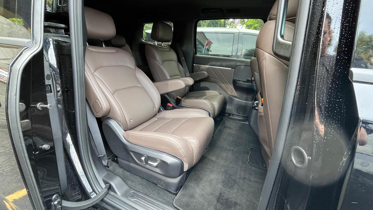 Wuling Darion PHEV Diajak Touring Jauh, Begini Kenyamanan Kabinnya dari Depan hingga Belakang