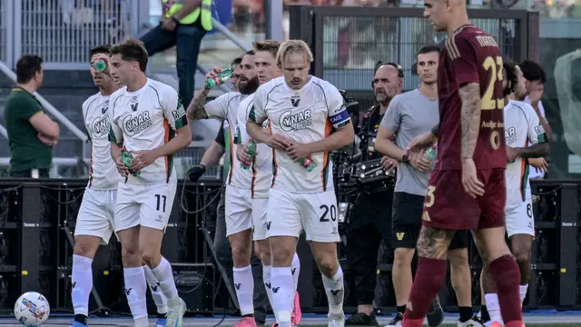 AS Roma Vs Venezia