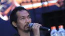 Ridho saat menghadiri konferensi pers di Colosseum Club, Jakarta, Kamis (19/3/2015). Slank menjadi grup musik yang akan meramaikan ulang tahun acara Stage Empire (Liputan6.com/Faisal R Syam)