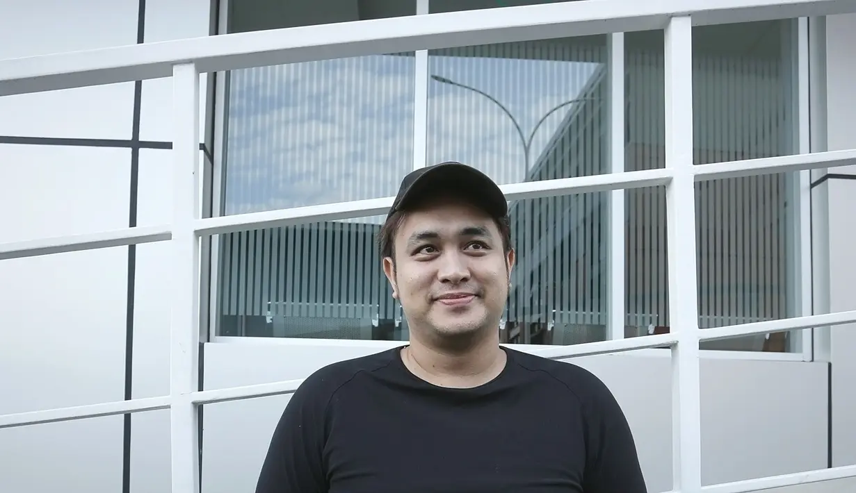 Gilang Dirga (Bambang E Ros/Fimela.com)