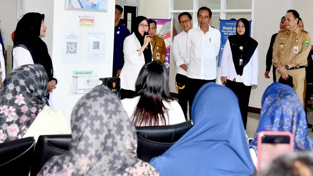 Presiden Jokowi Didampingi Menteri PUPR, Menteri Kesehatan, dan Gubernur Jambi Mengunjungi RSUD Sultan Thaha Saifuddin pada Rabu, 3 April 2024 (Foto Rusman - Biro Pers Sekretariat Presiden)
