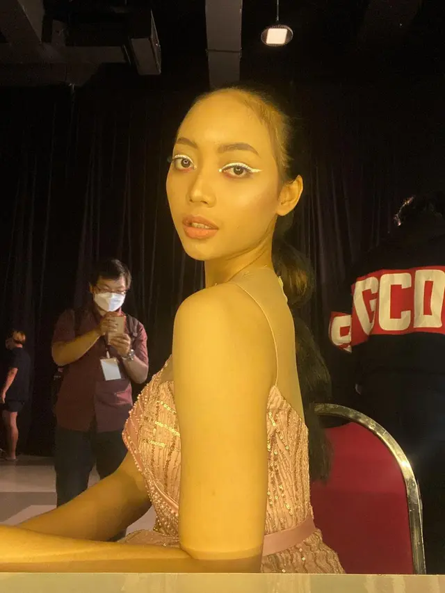 6 Potret Natasha Keniraras, Konten Kreator Viral 'CEO Of Sexy Javanese Accent'