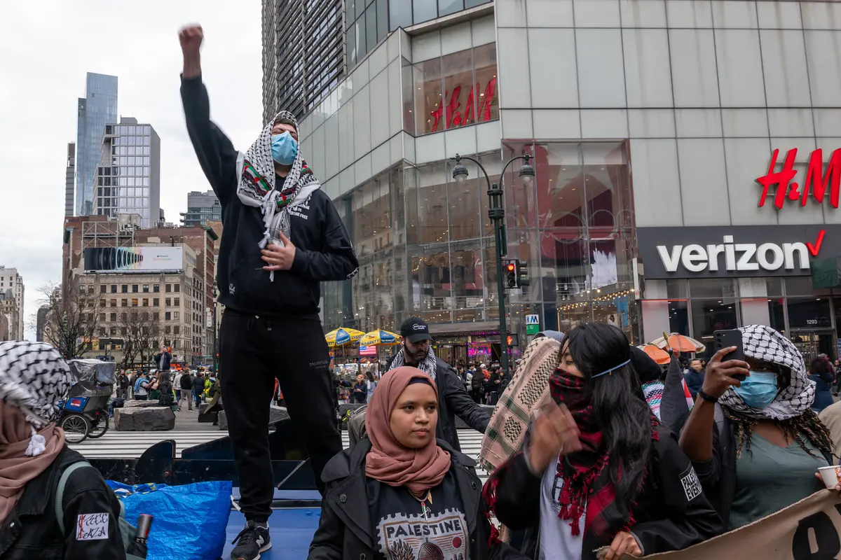 Unjuk Rasa Pro-Palestina di Manhattan