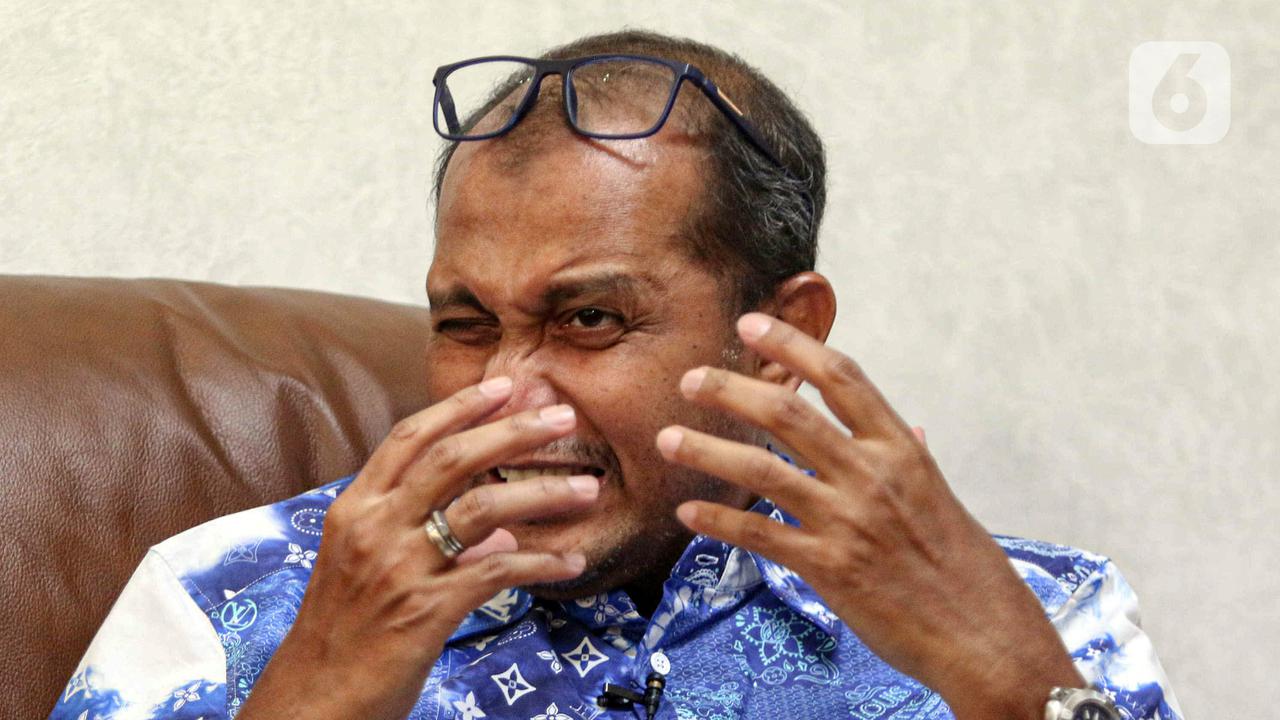 Edward Omar Sharif Hiariej atau Eddy Hiariej