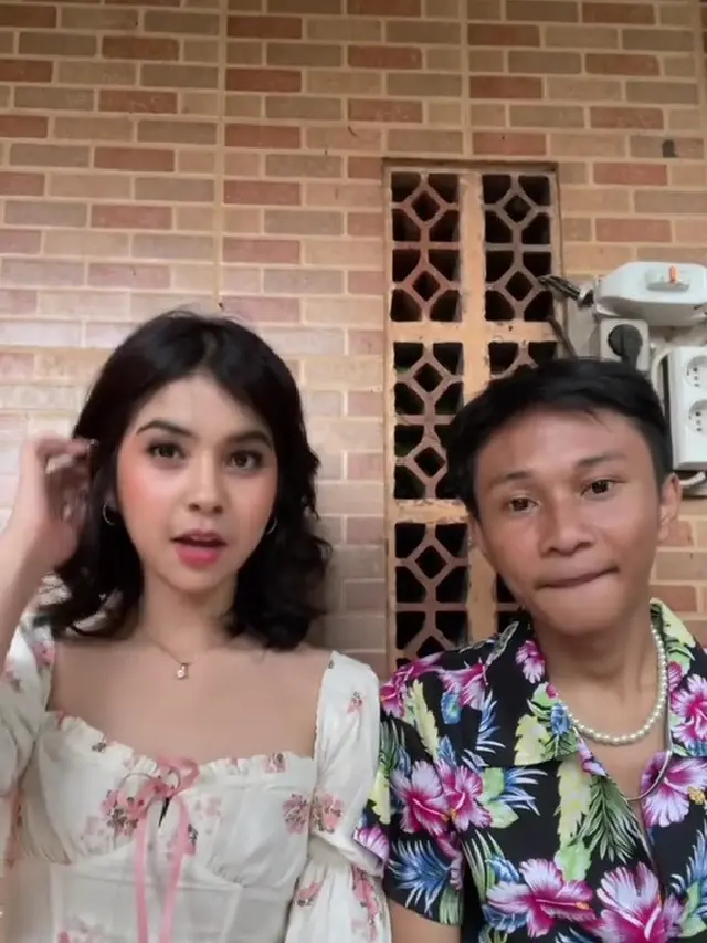 Potret Cantik Hanna, Pacar Baru Fajar Sadboy yang Usianya Lebih Tua (credit: TikTok/fajarlabatjo)