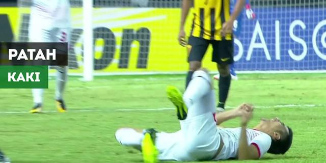 VIDEO: Bek Malaysia Tekel Pemain Tajikistan Hingga Kakinya Patah di Piala AFC U-19