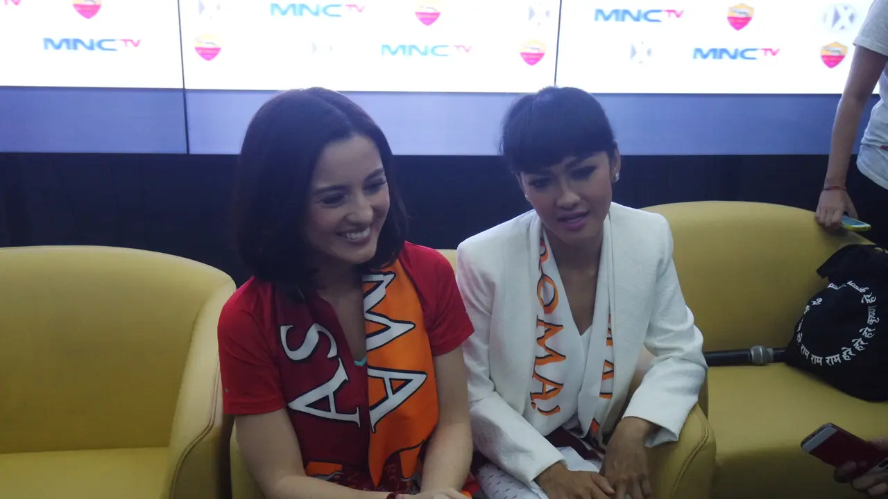Julie Estelle dan Julia Perez