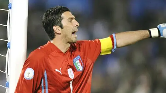 img_buffon-13.jpg