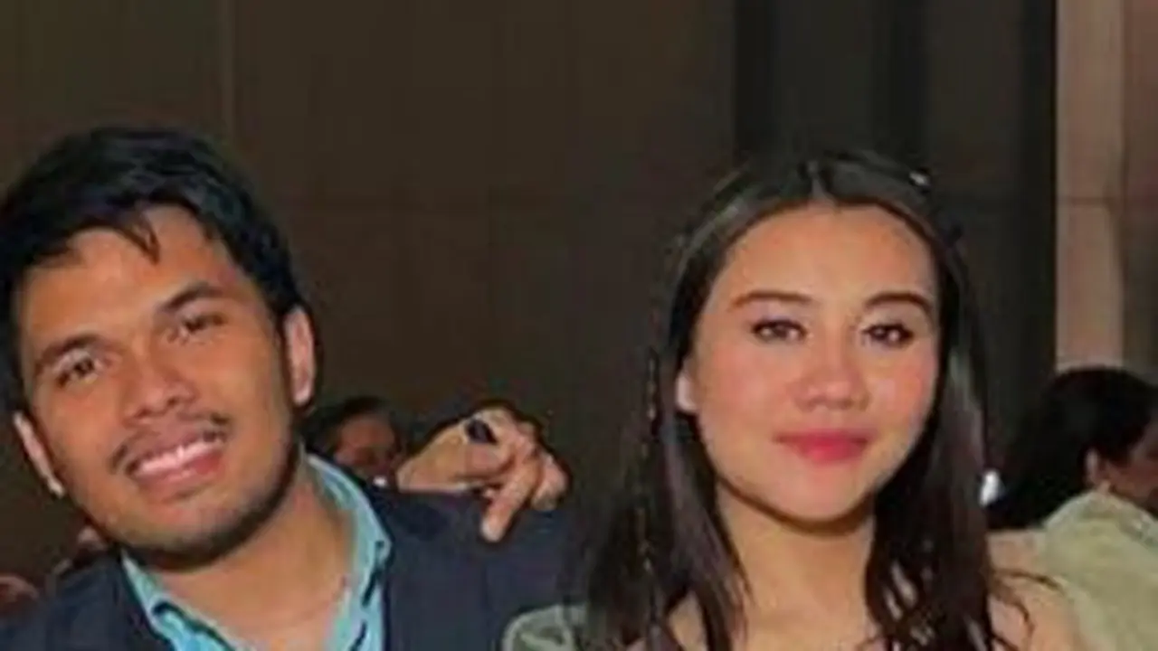 Potret Thariq Halilintar dan Aaliyah Massaid bersama (Sumber: Instagram/mrsayudewi)
