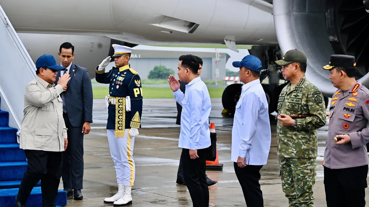 Presiden Prabowo Subianto tiba di tanah air usai kunjungan kerja ke Rusia dan Prancis. (Foto: Biro Pers Sekretariat Presiden)